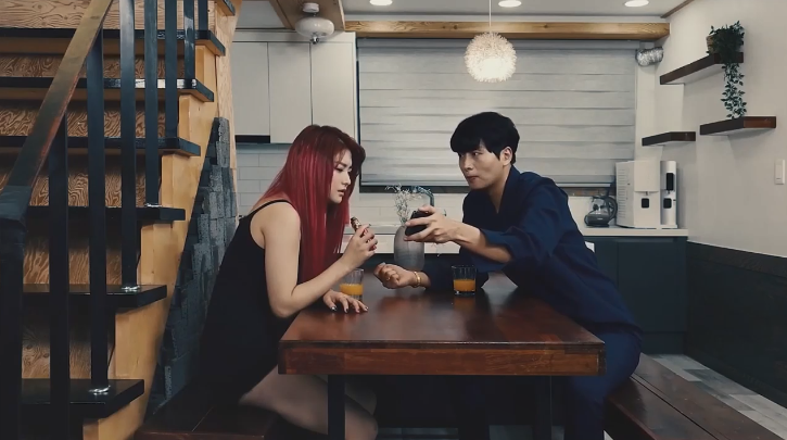 Nữ quản gia kỳ lạ Nữ quản gia kỳ lạ