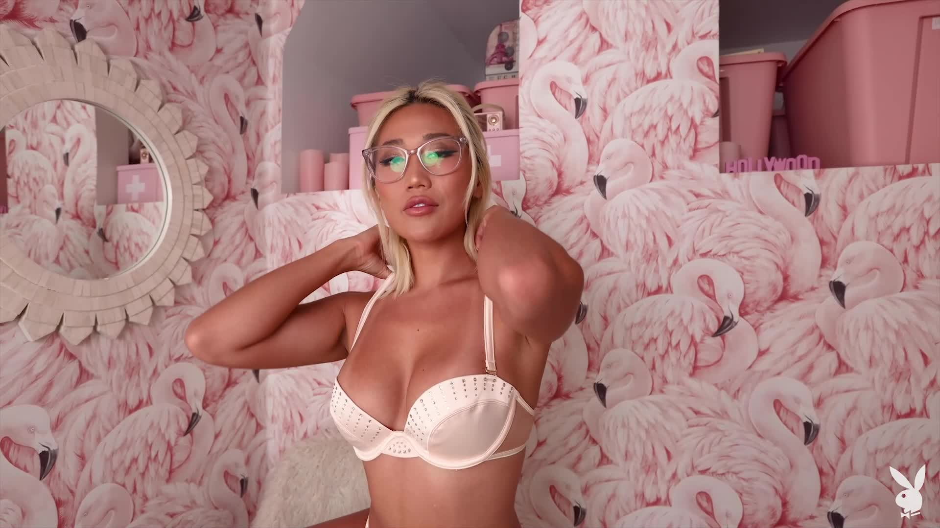 PlayboyPlus - Đung đưa cùng em trên dây PlayboyPlus - Đung đưa cùng em trên dây